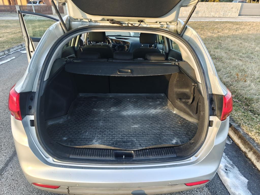 KIA CEED Kombi - 10
