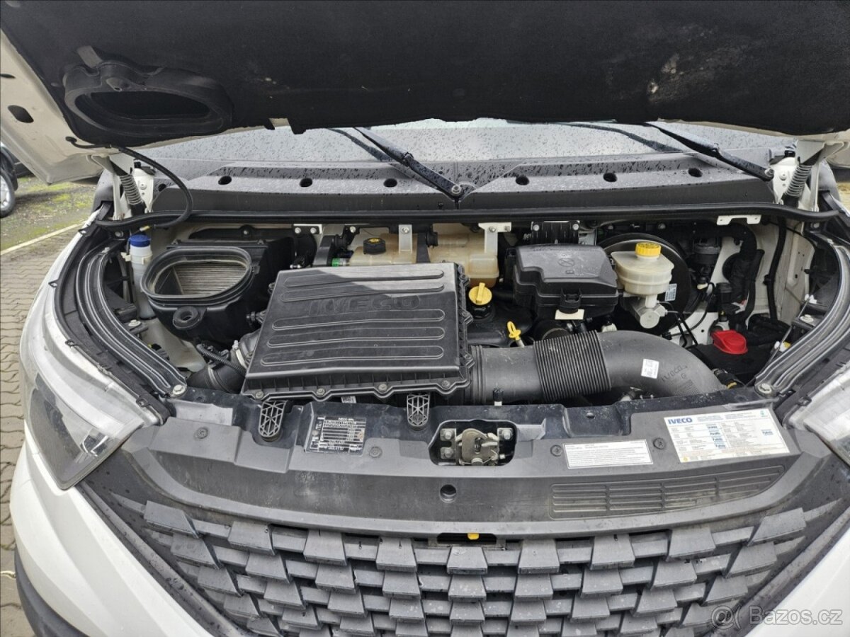 Iveco Daily sklápěč 2,3 TDI 136 KW 6 míst - 10