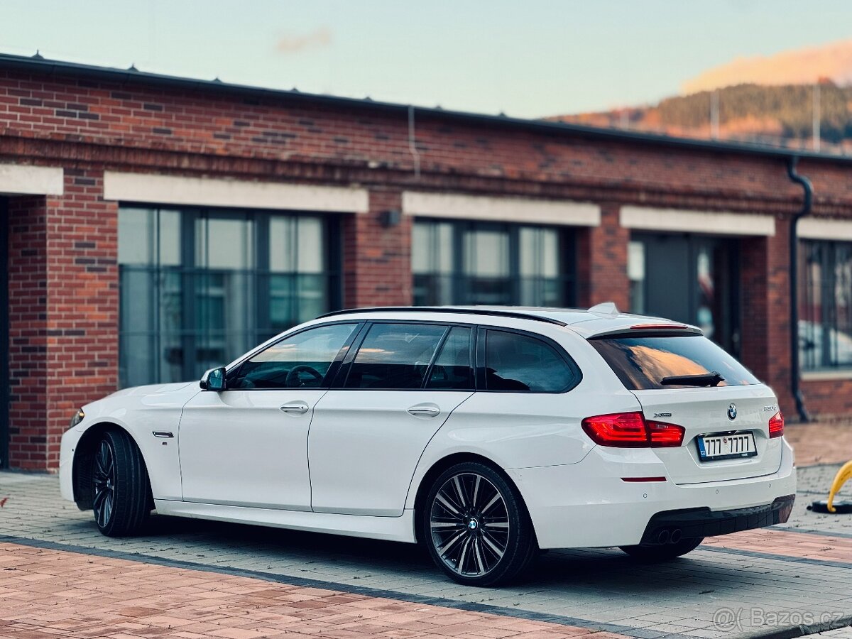 BMW 530d M-paket xDrive facelift Harman/Kardon HUD ČR 2016 - 10