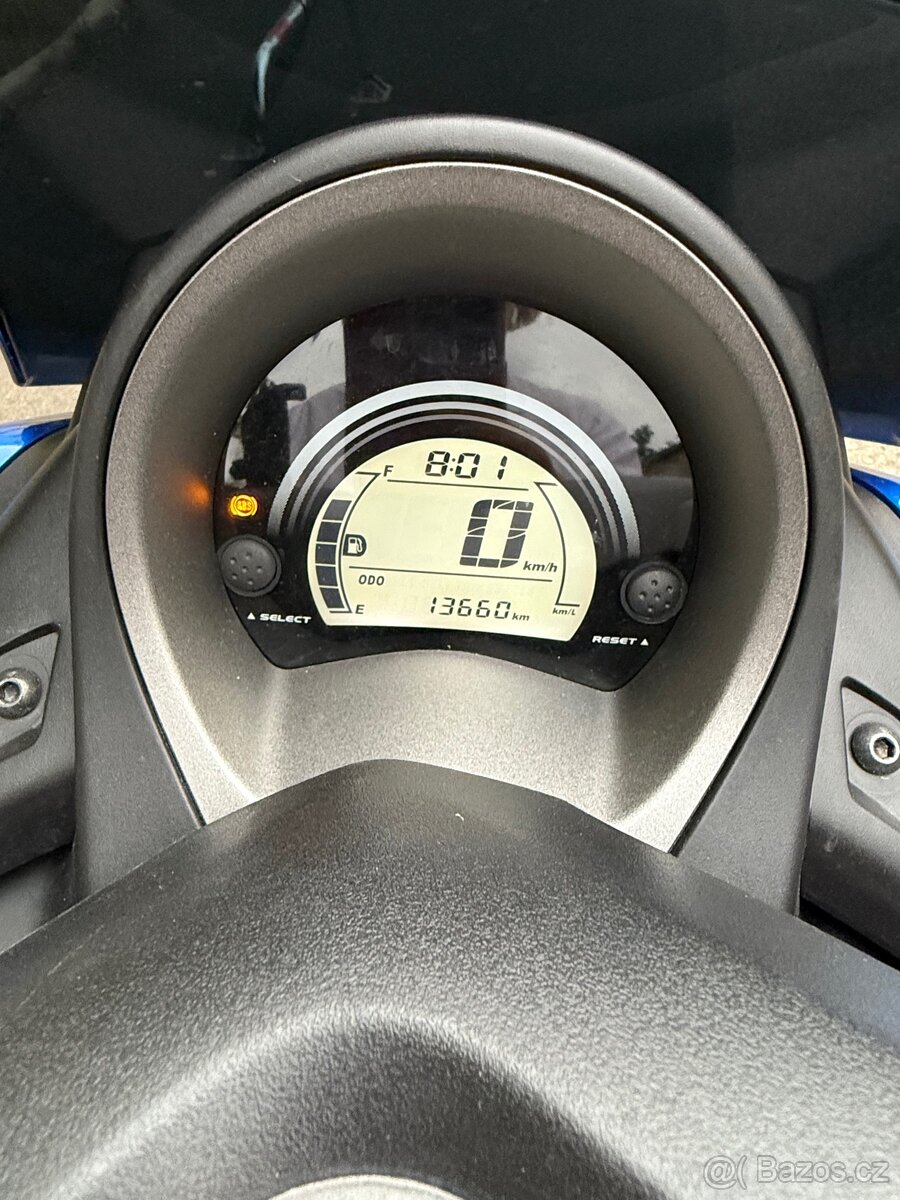 Skútr yamaha NMAX 125 - STK do 8/2029 - 10