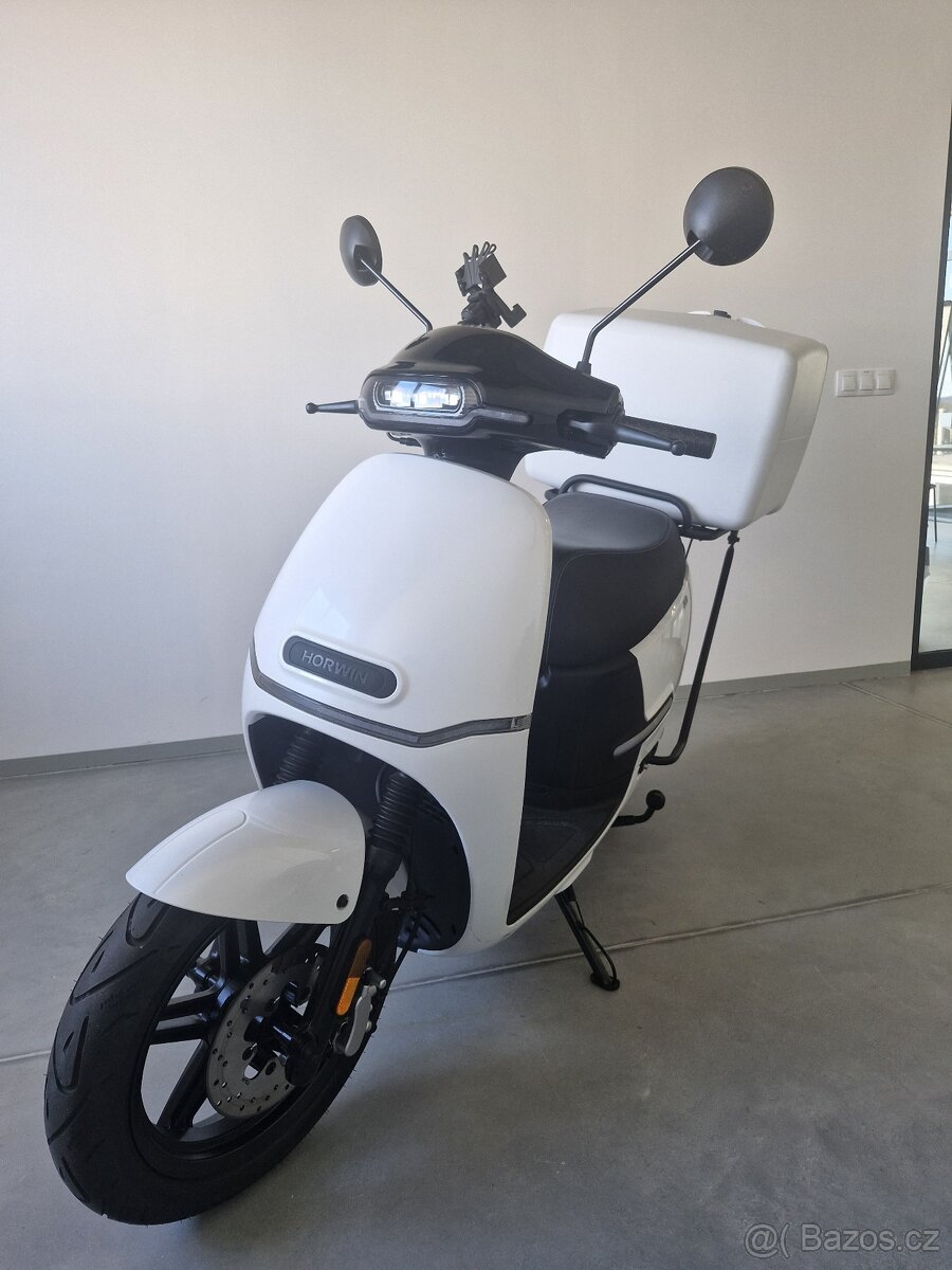 Horwin EK3 s delivery boxem - 10