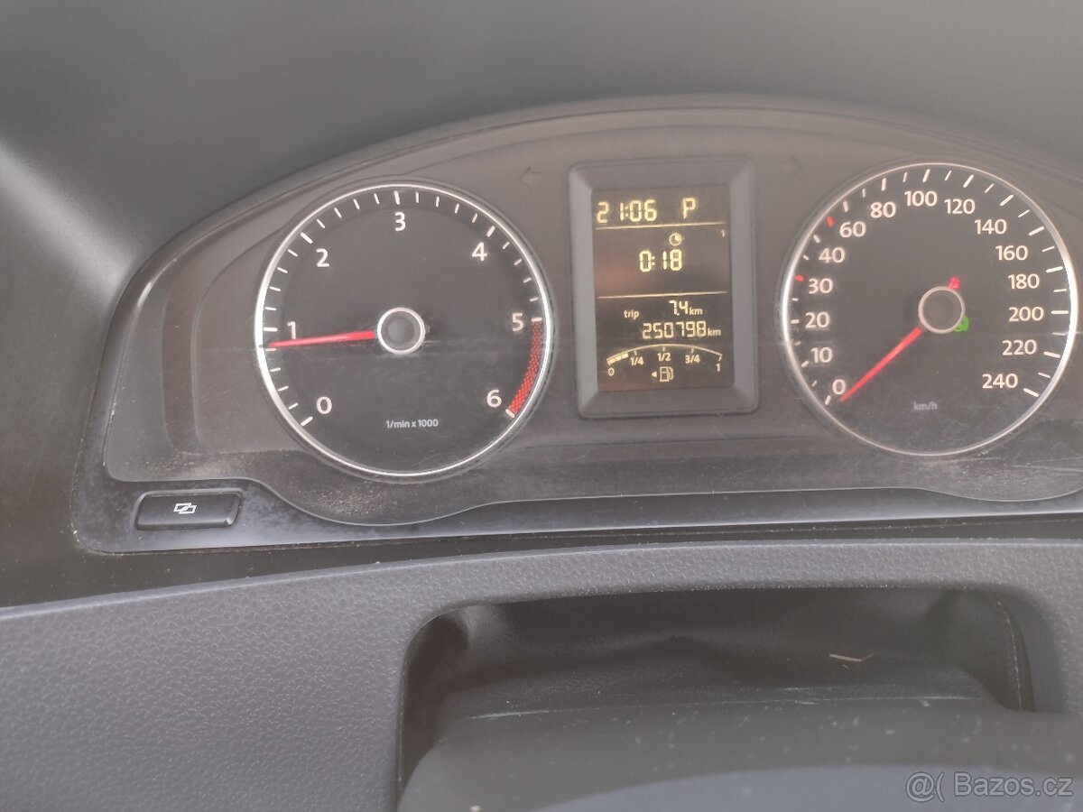 Volkswagen Transporter T5.1 2.0TDI - 10