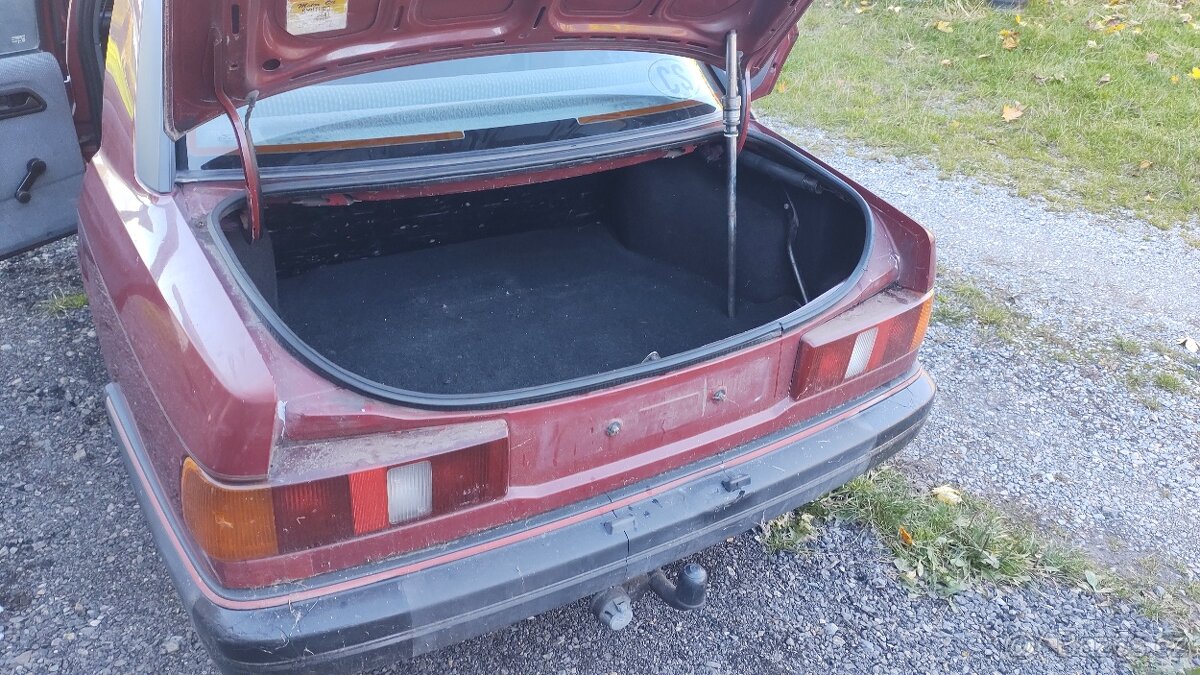 Ford Sierra 2.3D - 10