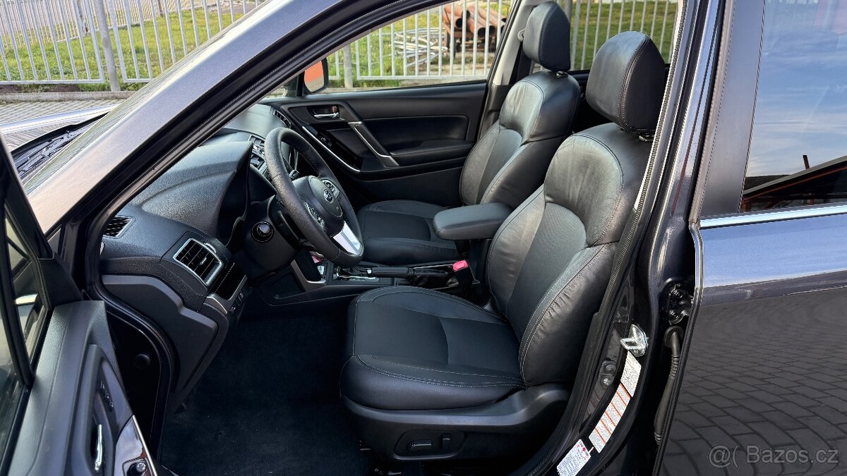 Subaru Forester XT//2.0//177kW//BENZÍN//4x4//EXECUTIVE//AWD/ - 10