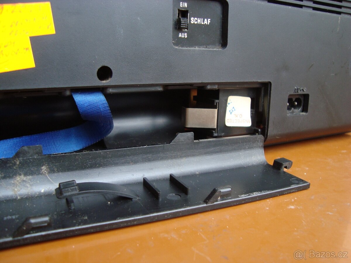 Radiomagnetofon Sanwa - 10