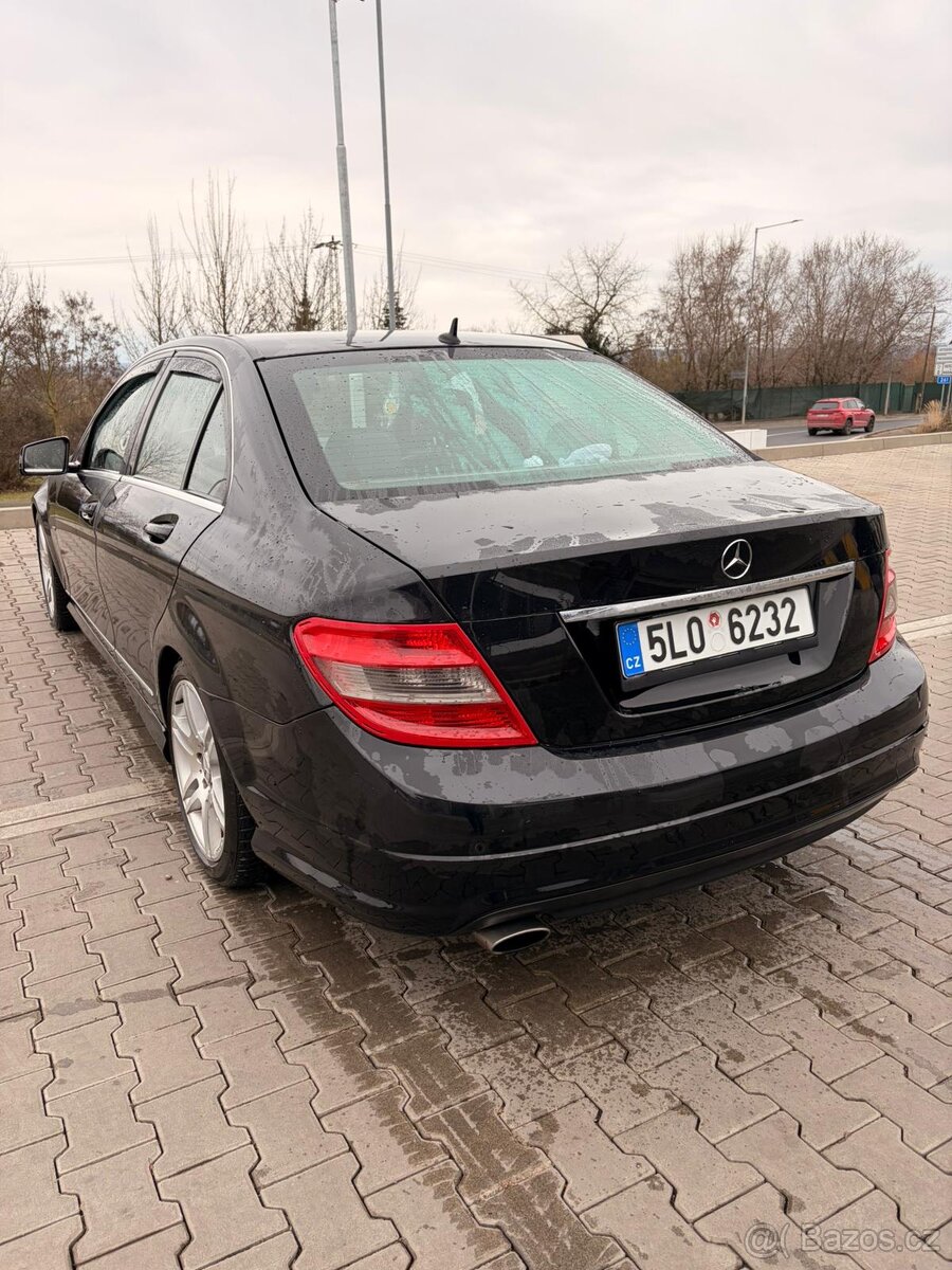 Mercedes benz w204 amg - 10