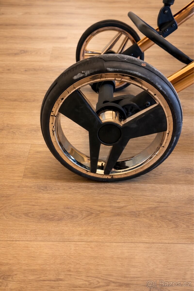 Kočárek Junama 2v1 - 10