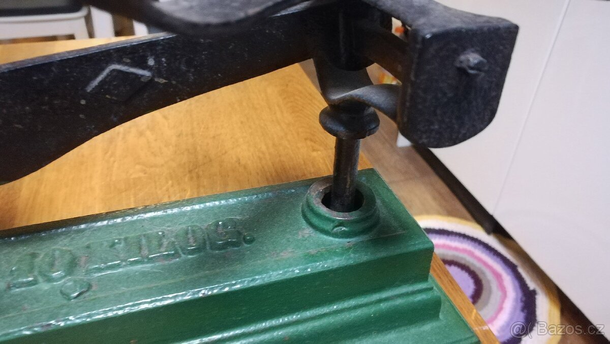 STAROŽITNÉ SECESNÍ KUCHYŇSKÉ VÁHY ROBERVAL FRANCIE - 10