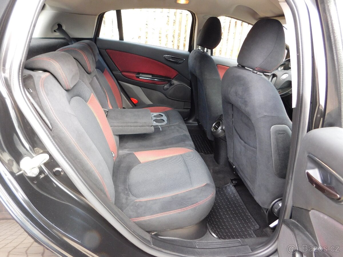 Fiat Bravo 1.4 T-JET,,výkon 110 Kw,BEZ KOROZE,Pěkný - 10