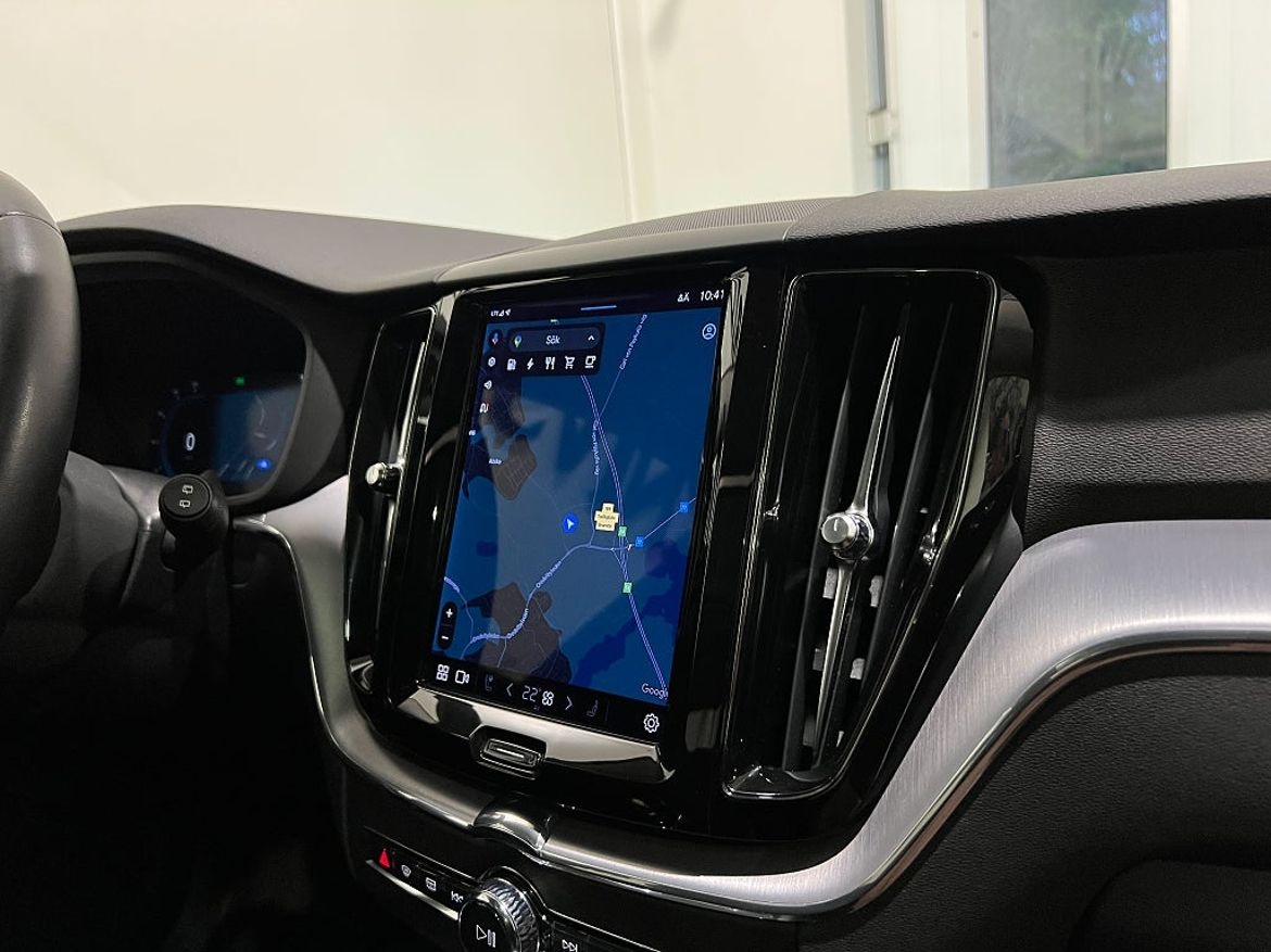 Volvo XC60 Recharge T6 AWD Inscription rok 2022 - 10