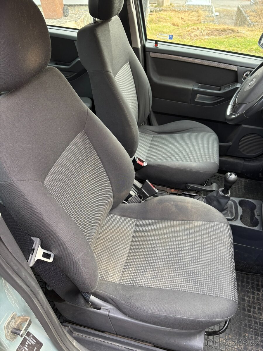 Opel Meriva - 10