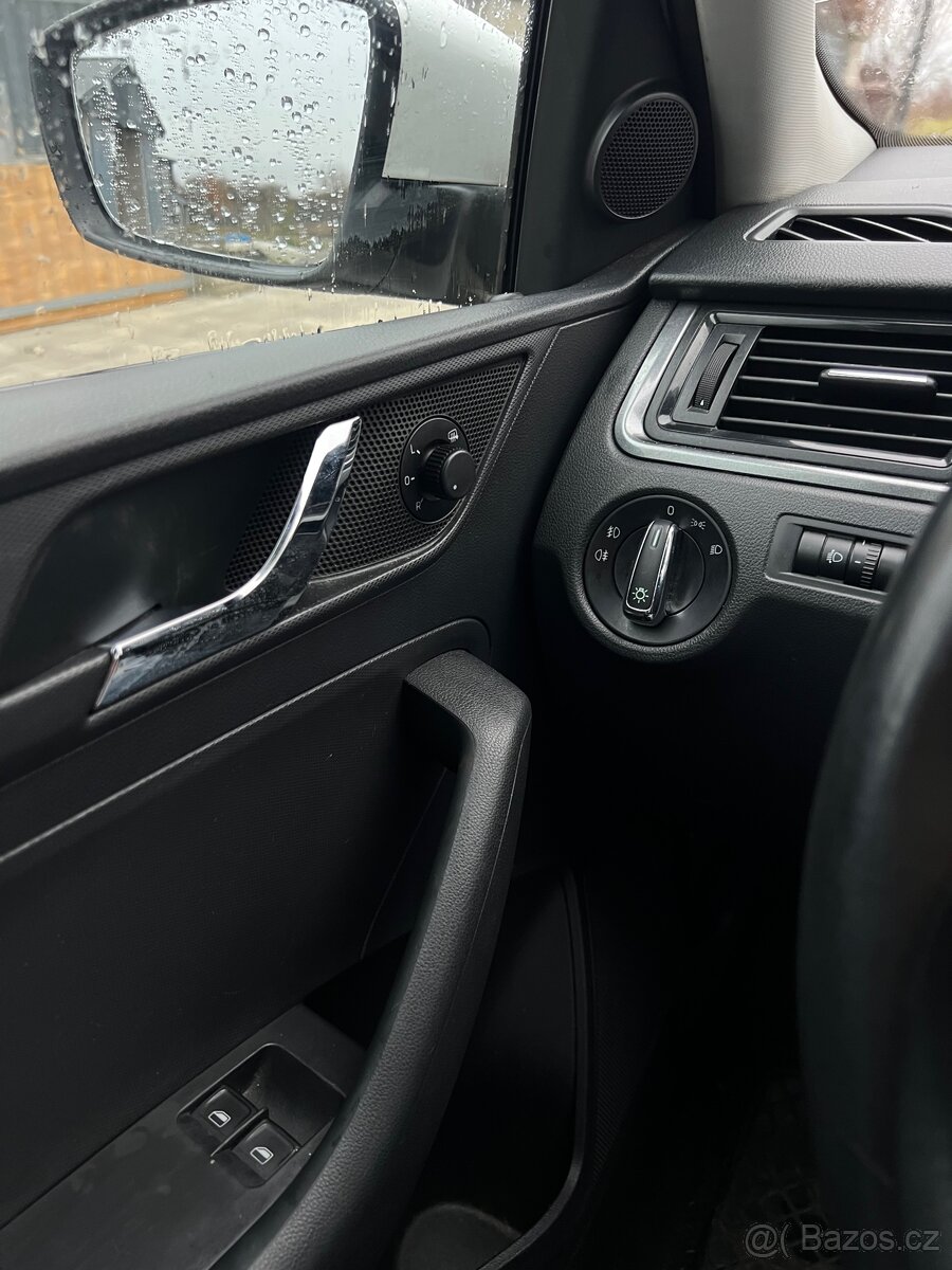 Škoda rapid 1.6tdi /// 2015 - 10