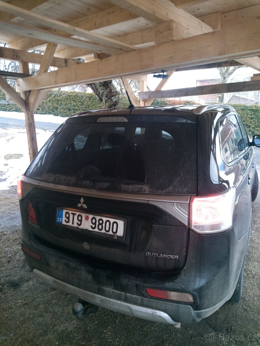 Prodám Mitsubishi Outlander - 10