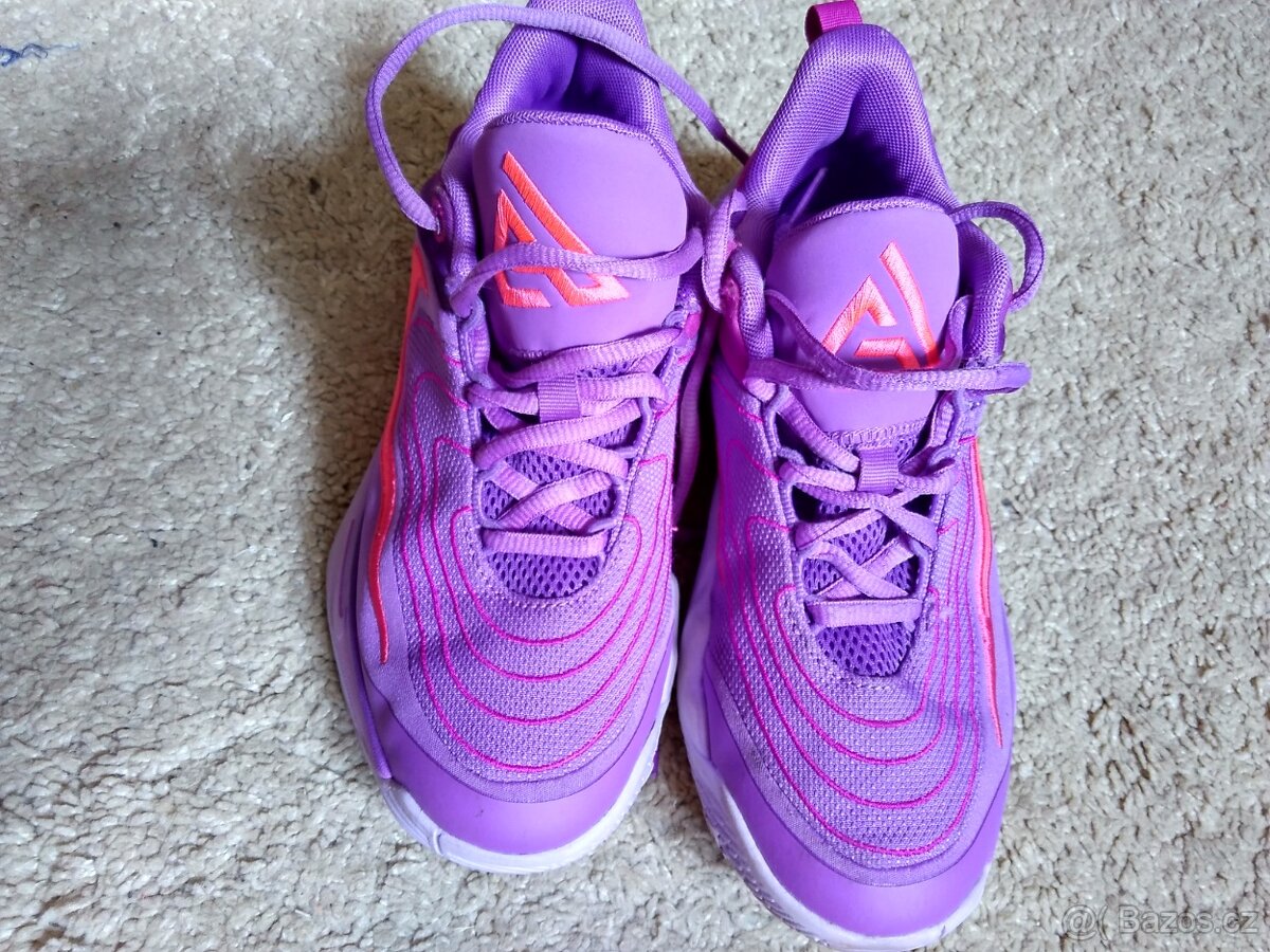 vel.35, Nike Giannis Immortality 4, boty, kecky - 10