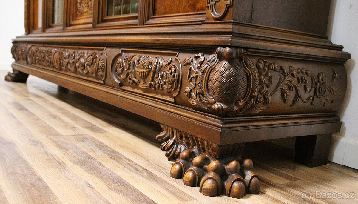 Starožitná neorenesanční knihovna na lvích tlapách - 10