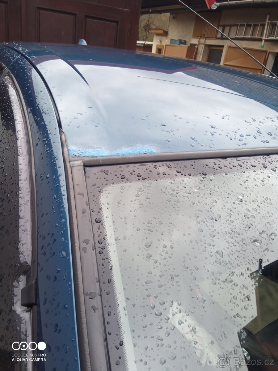 Nissan almera Tino 1,8 - 10