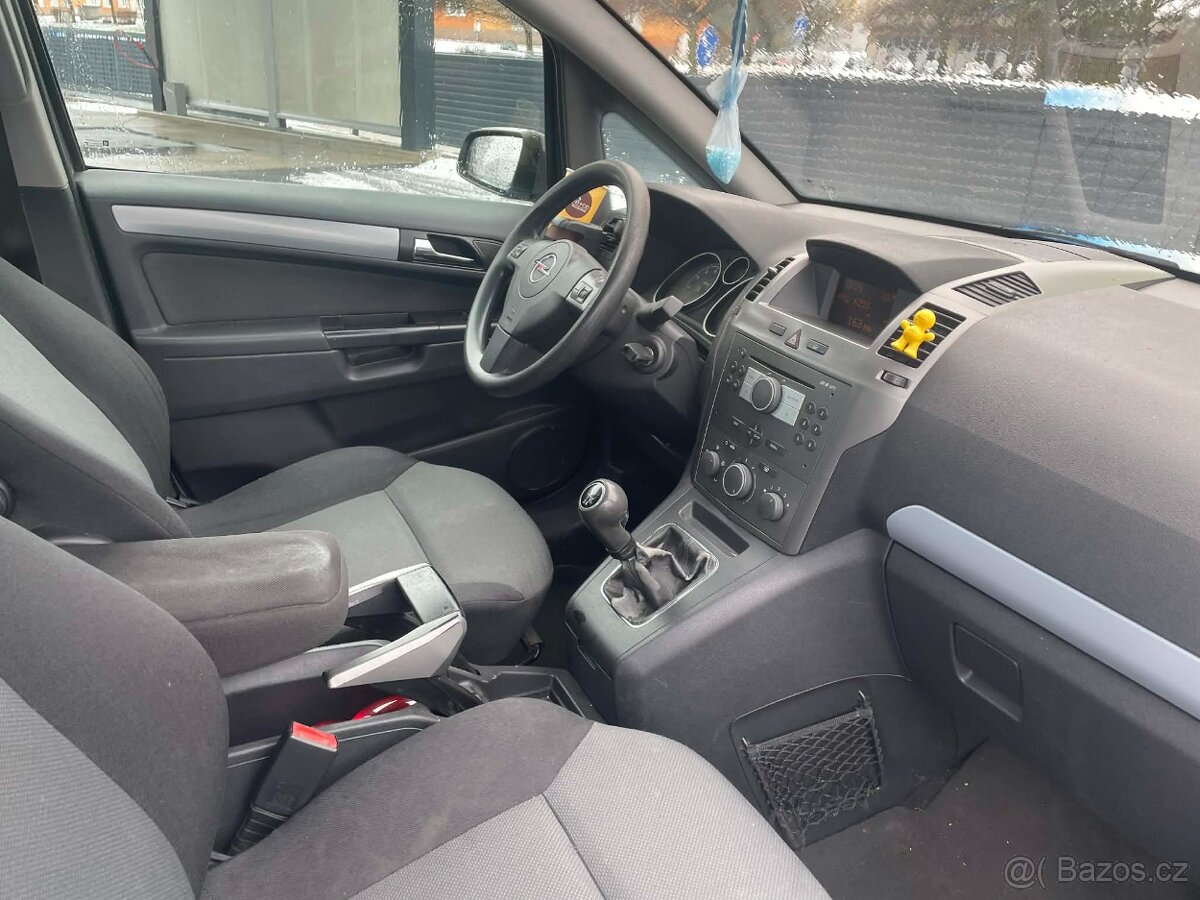 prodam opel zafira 7 místní - 10