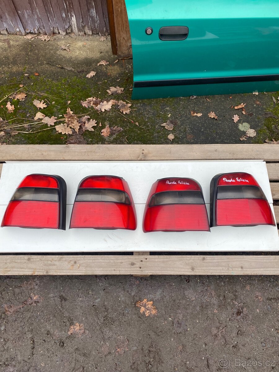 Prodám přední/zadní světla - 10