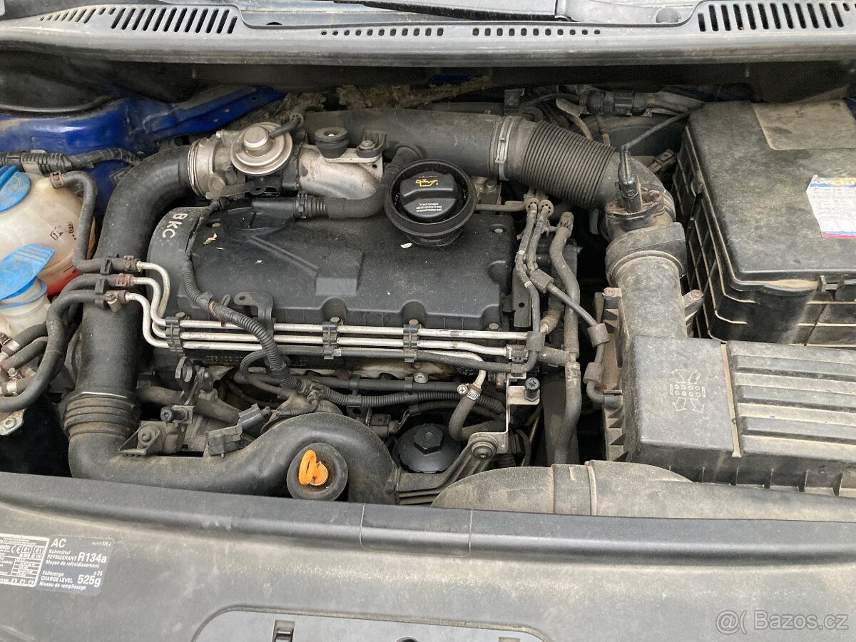 Díly Touran 1,9tdi 77kw - 10