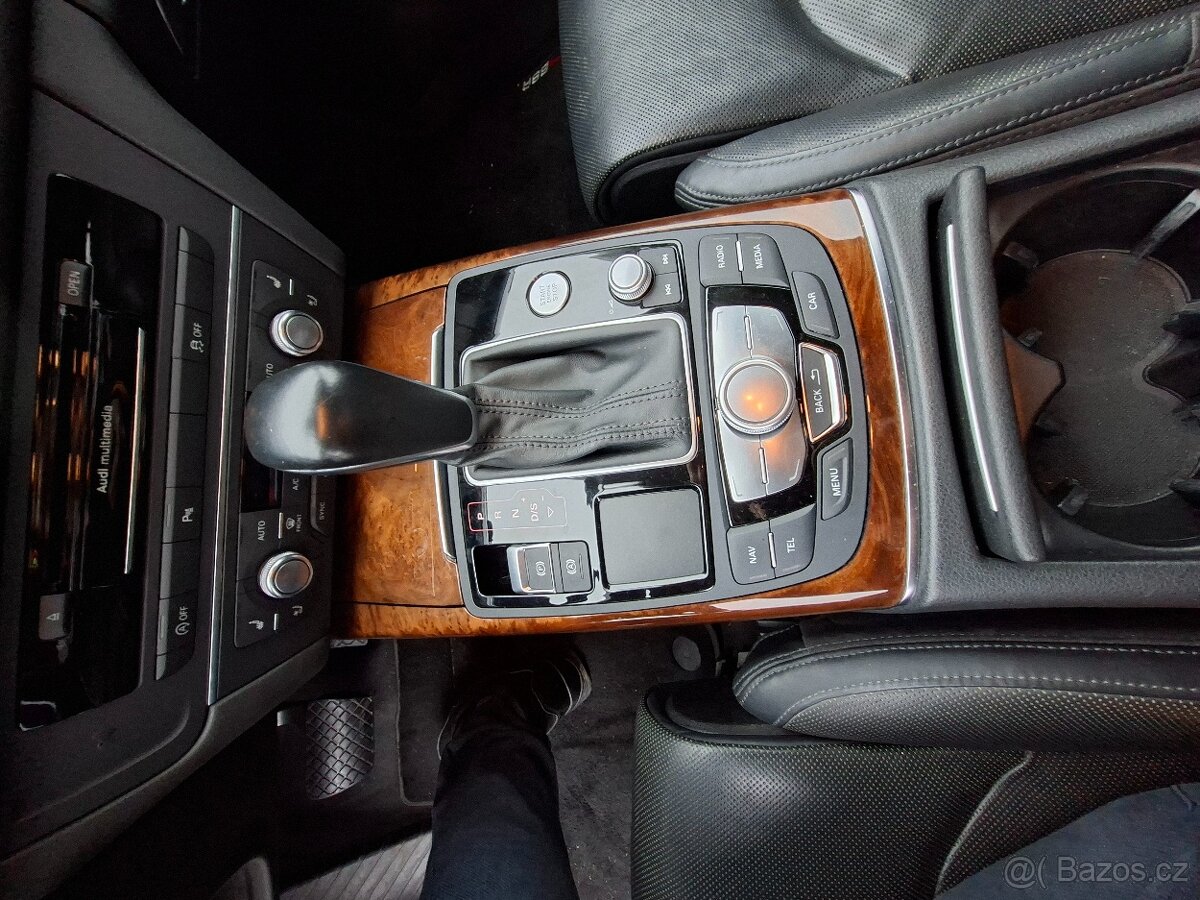 AUDI A6 LIMOUSINE - 10