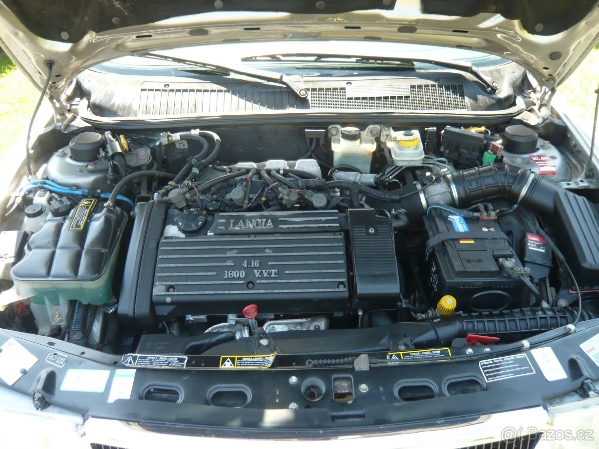 Lancia Dedra 1.8 LS SW 96kW - 10