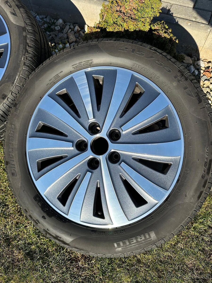 Prodej letní sady litých kol a pneu na Škodu Superb 3 - 10