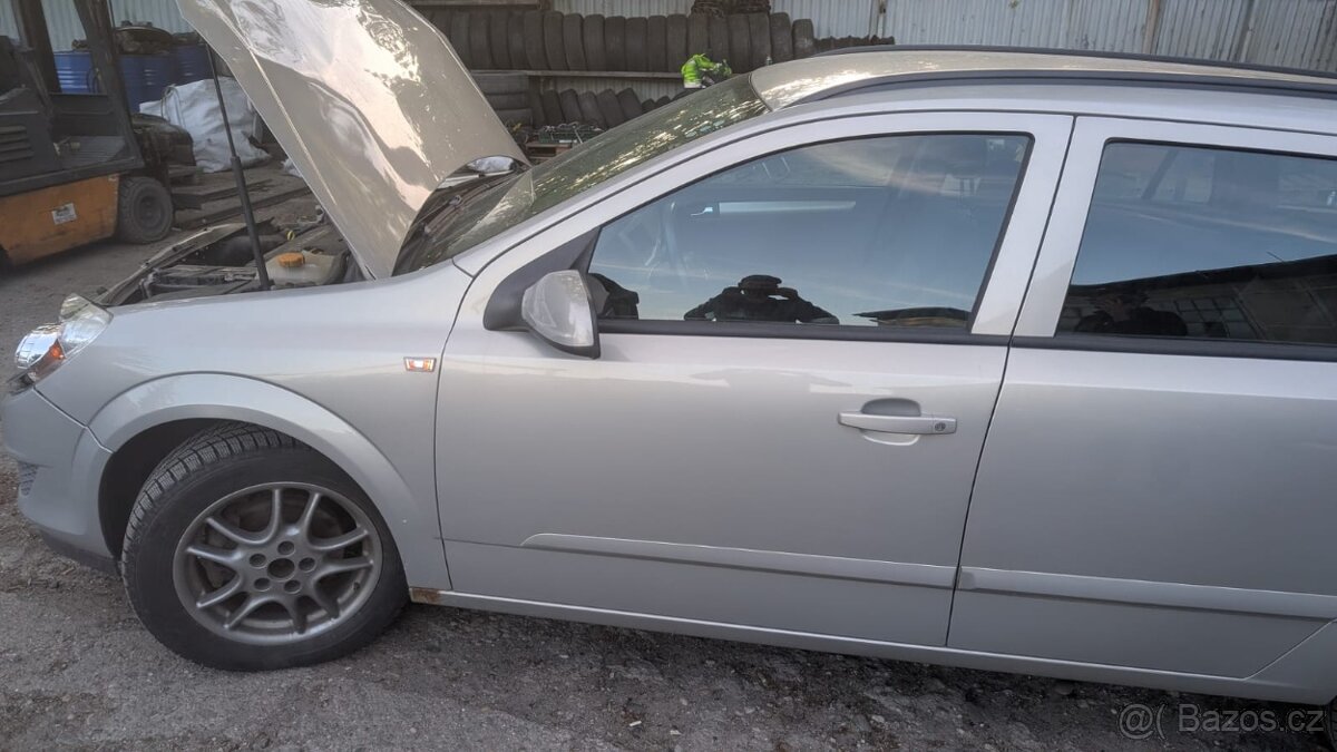 Opel Astra H 1.6 75kw 2008 r.v - 10