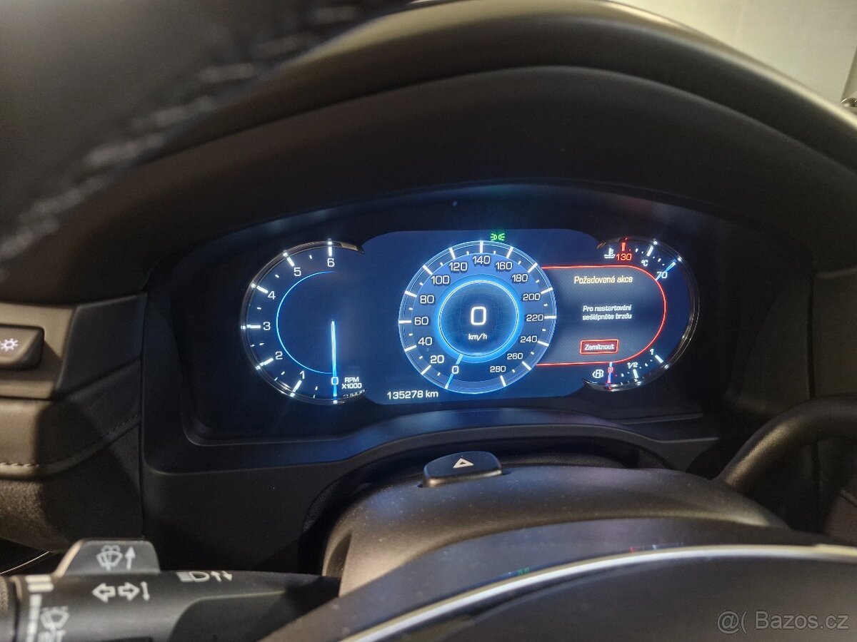 Cadillac Escalade ESV 6.2 Platinum V8 - 10