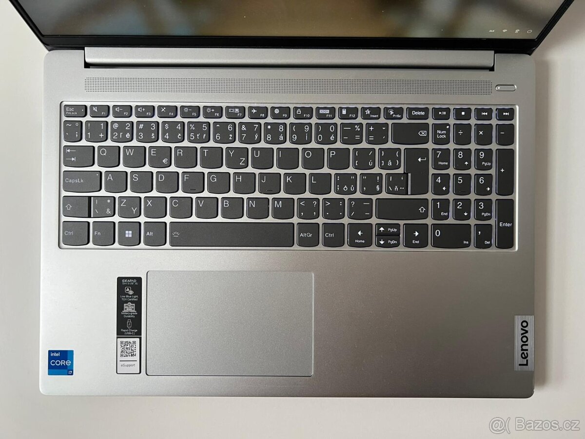 Lenovo IdeaPad Slim 5 16IRL8 Cloud Grey celokovový - 10