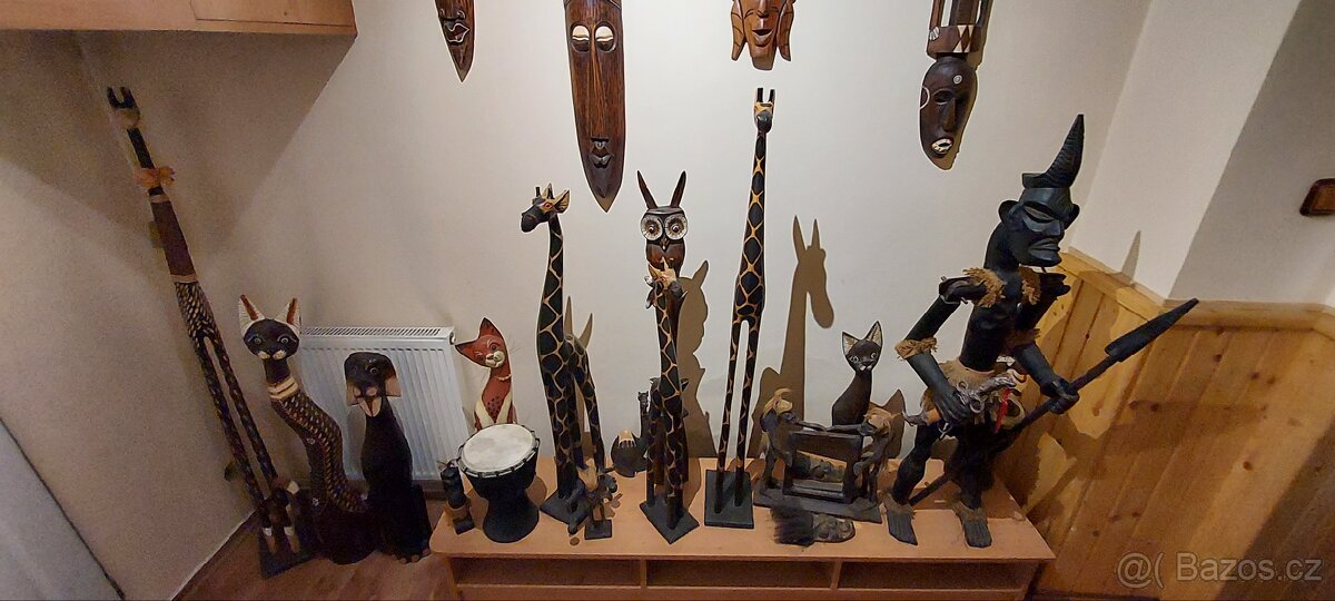 Ruzne sběratelské postavičky a kresby - 10