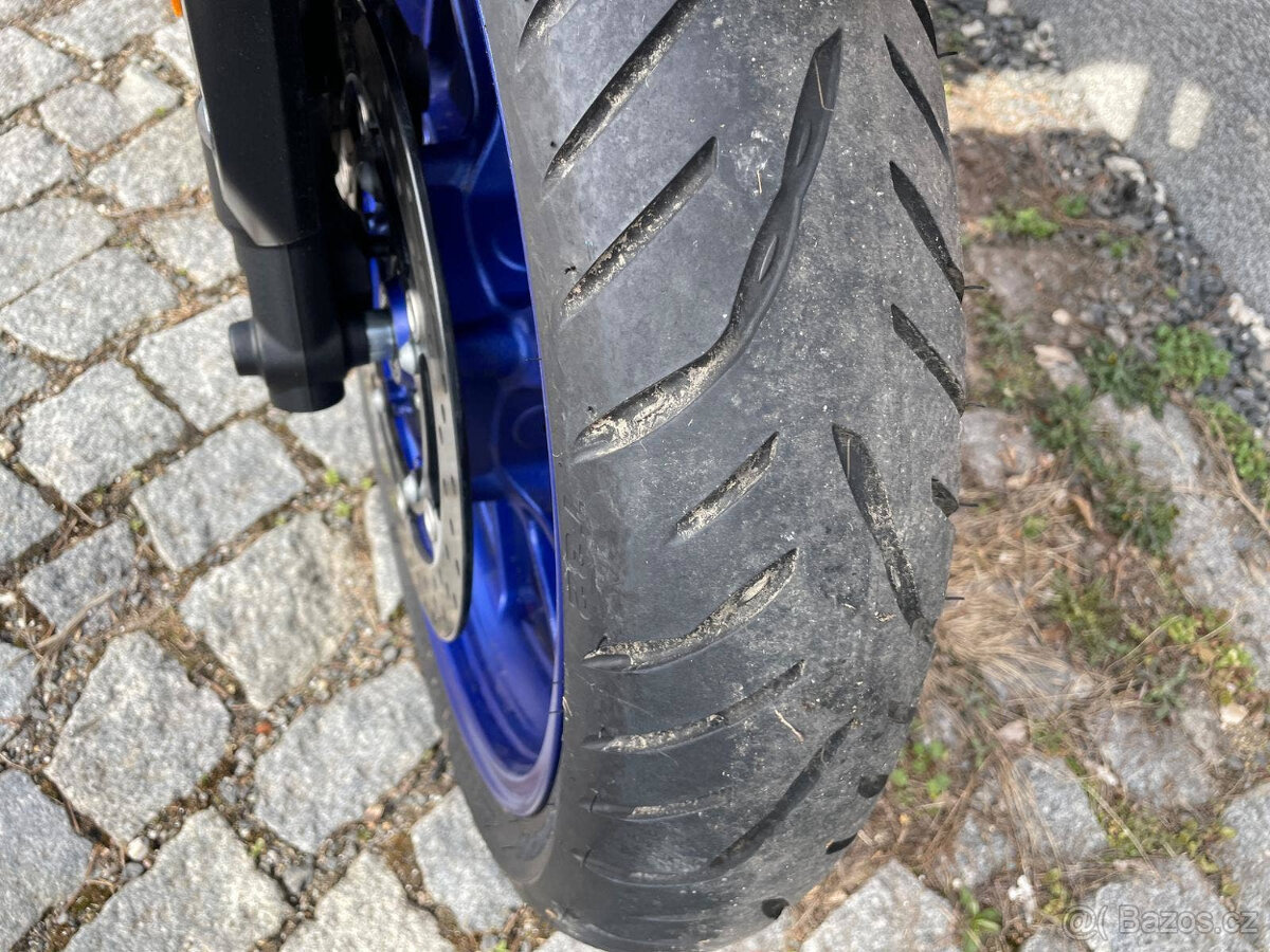 Yamaha Tracer 9 / 900 - 10