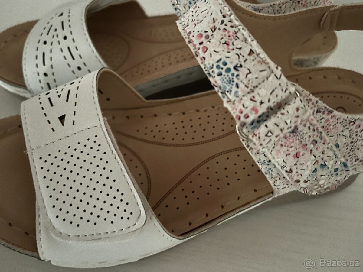 Dámské sandály - 10