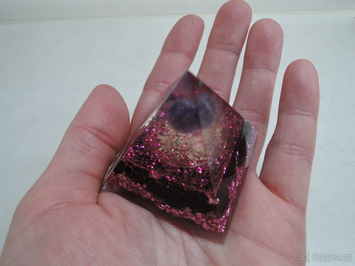 prodám orgonity z pryskyřice - 10