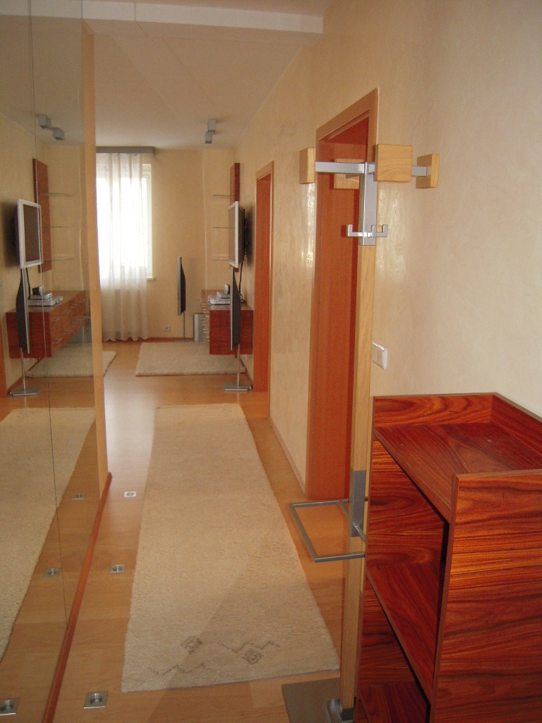 Pronájem zrekonstruovaného bytu 3+kk s balkonem Zlín Obeciny - 10