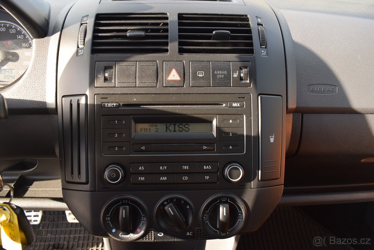 Volkswagen Polo 1,4 i CROSS,SUPER STAV - 10