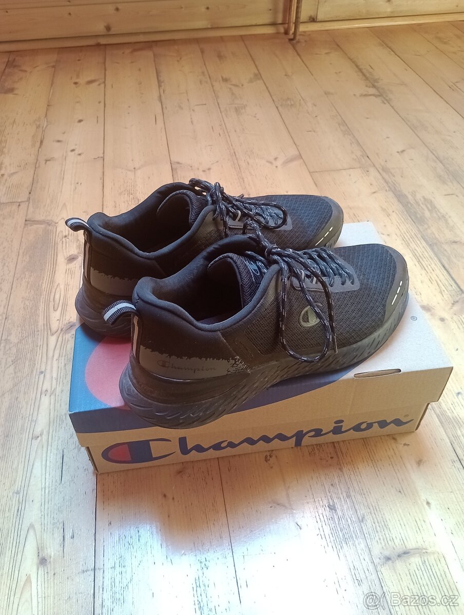 Pánské tenisky, pantofle a zimní boty - 10