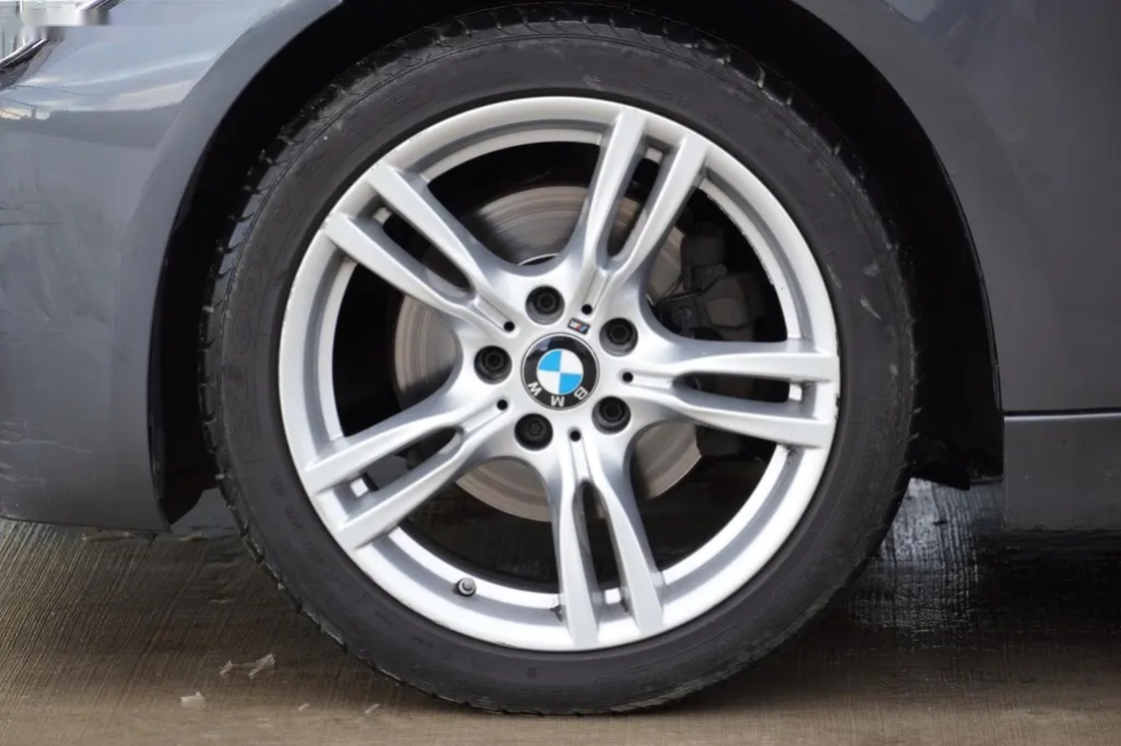 BMW Řada 3, 320D,Xdrive,M-paket,Led,Kamera - 10