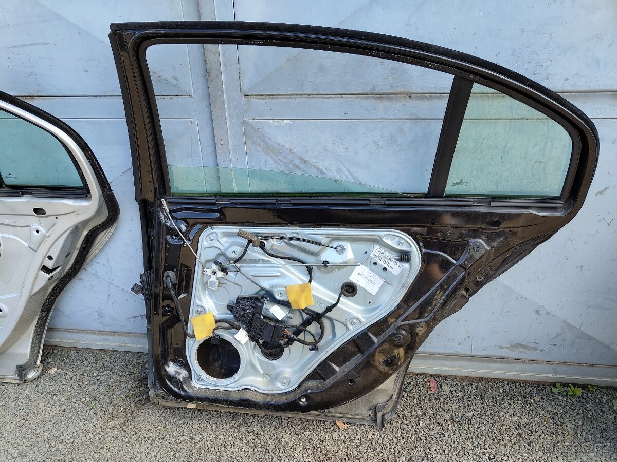 Dveře, kapota Superb I - 9910 a 9102 - 10