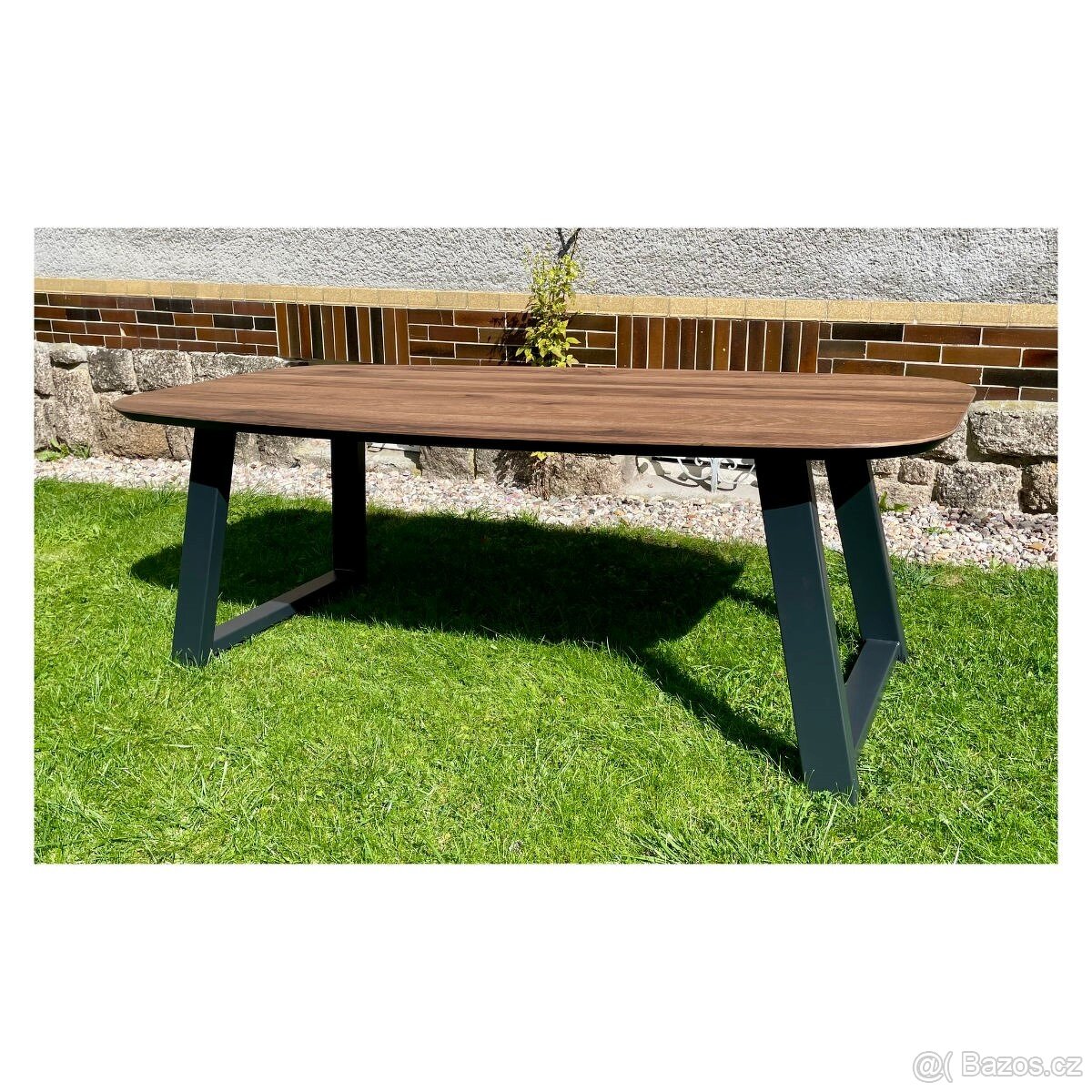 Nerozkládací jídelní stůl - Canical - 10