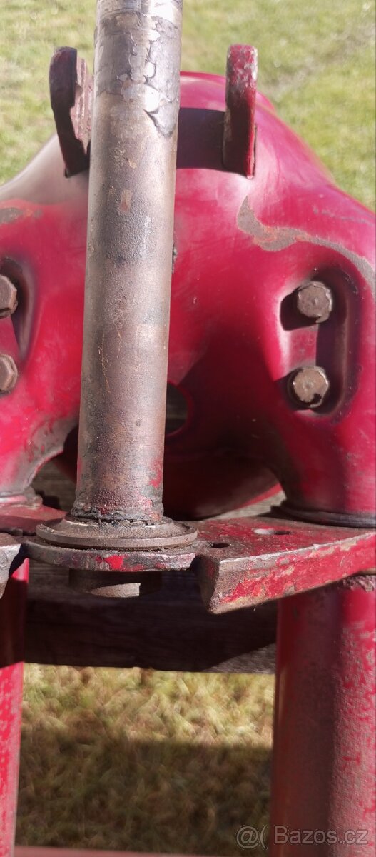 Jawa pérák předek - 10