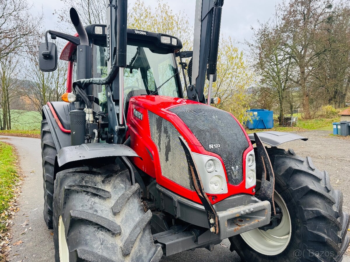 Valtra N123 + Quicke - 10