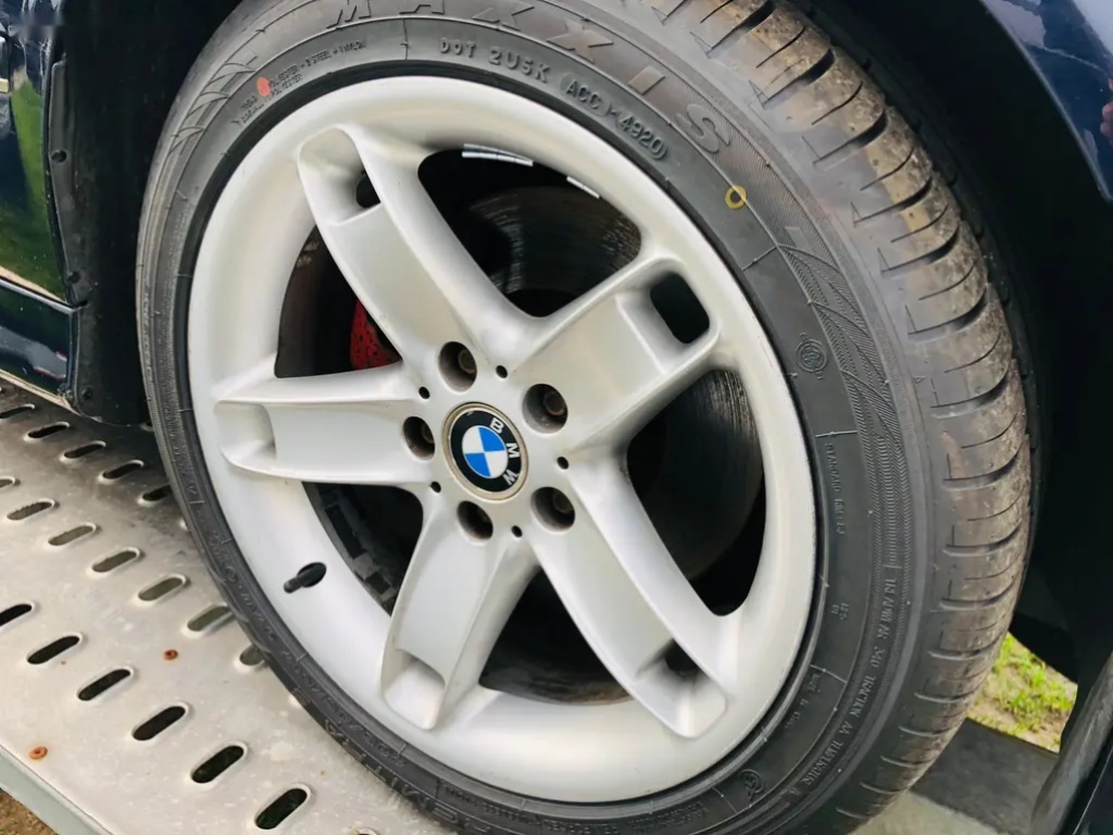 BMW Řada 5, E39 540i - 10