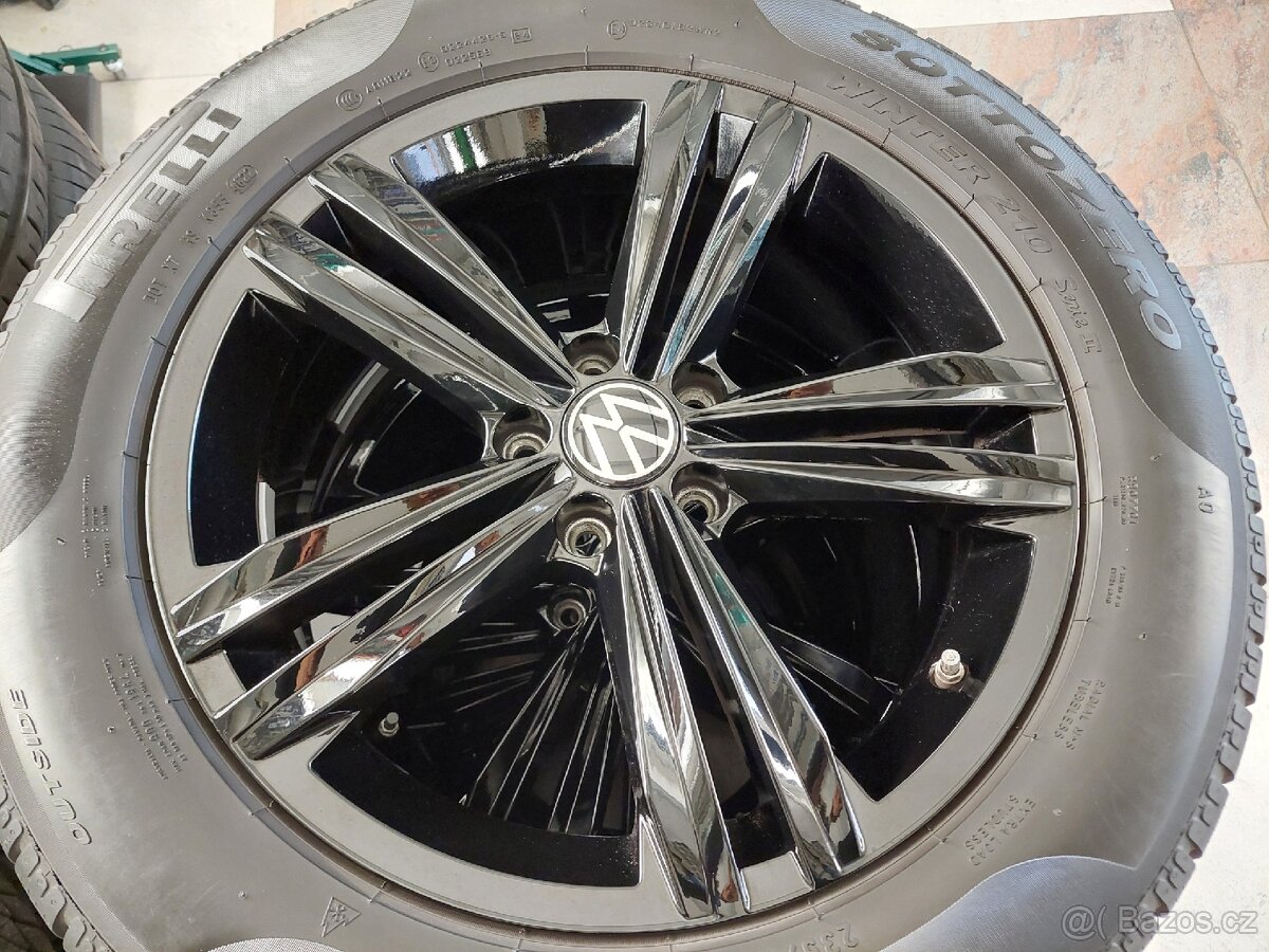 VW Tiguan Sebring R18 ZÁNOVNÍ zimní kola - 10