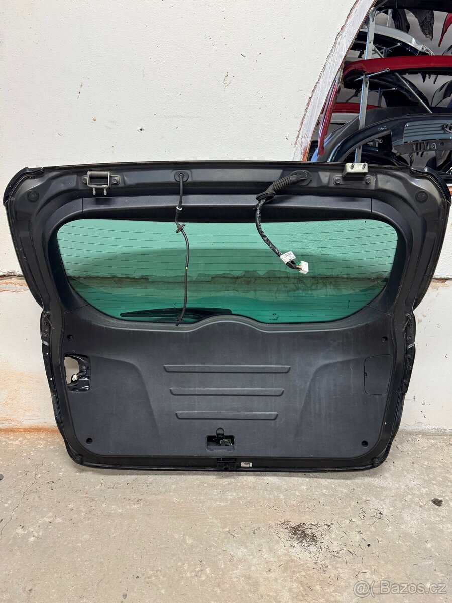 Hyundai ix35, zadní 5. (páté) dveře - 10