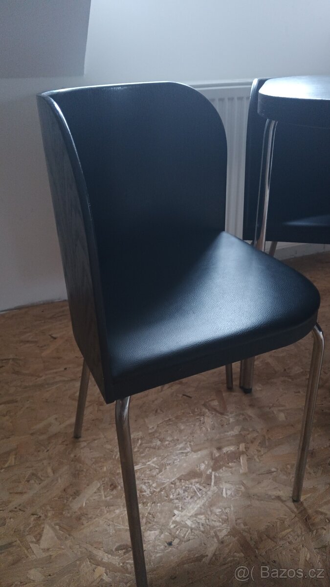 Prodám jídelní stůl a židle - 10