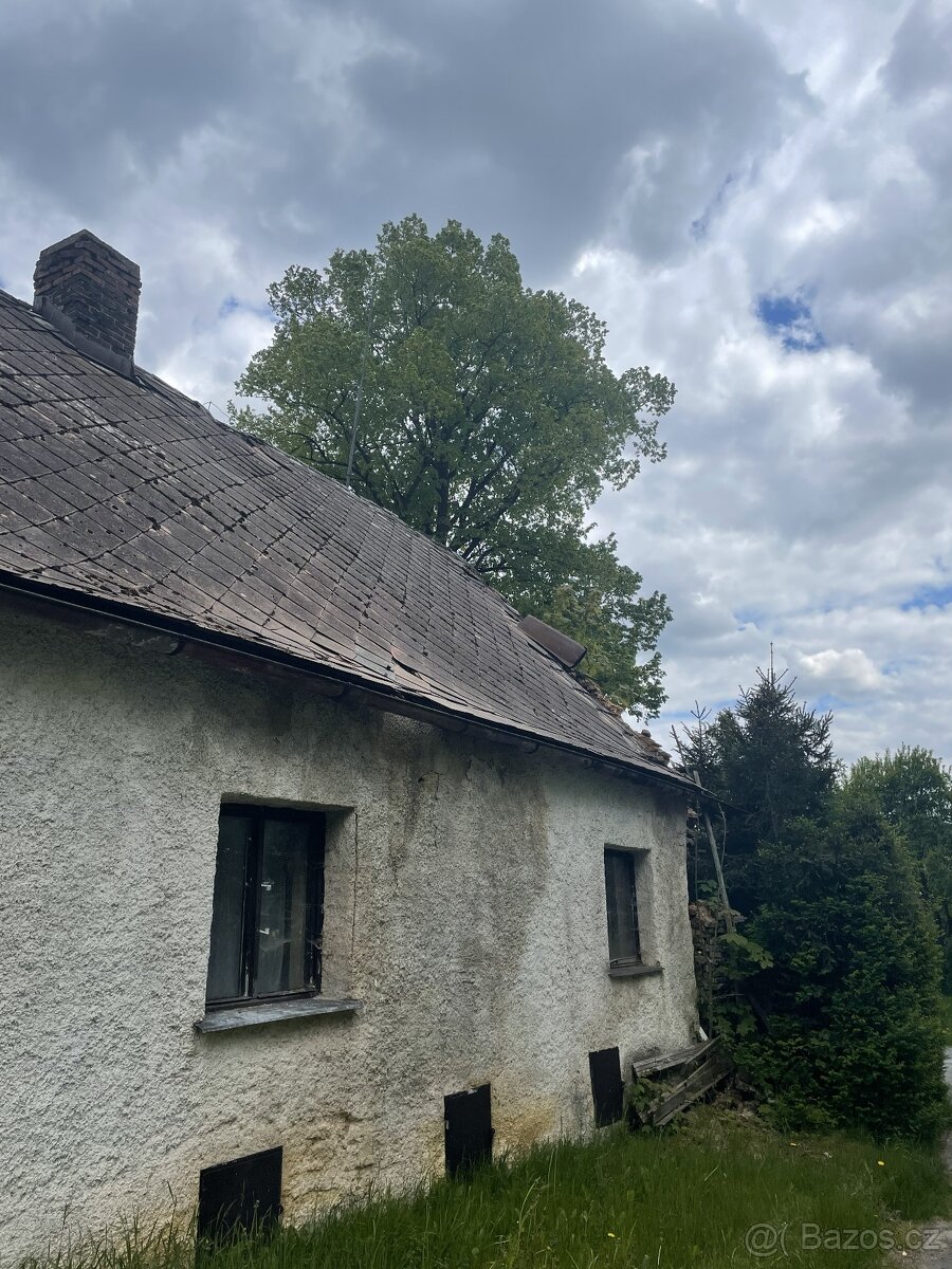 RD Malá Hleďsebe - pozemek 851 m2 - TOP - 10