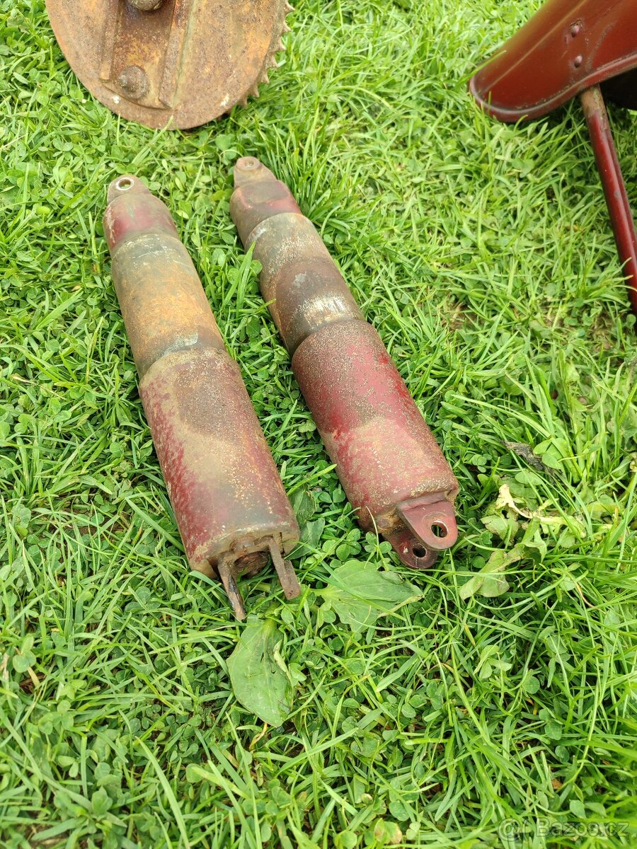 Blatníky půlbuben - 10