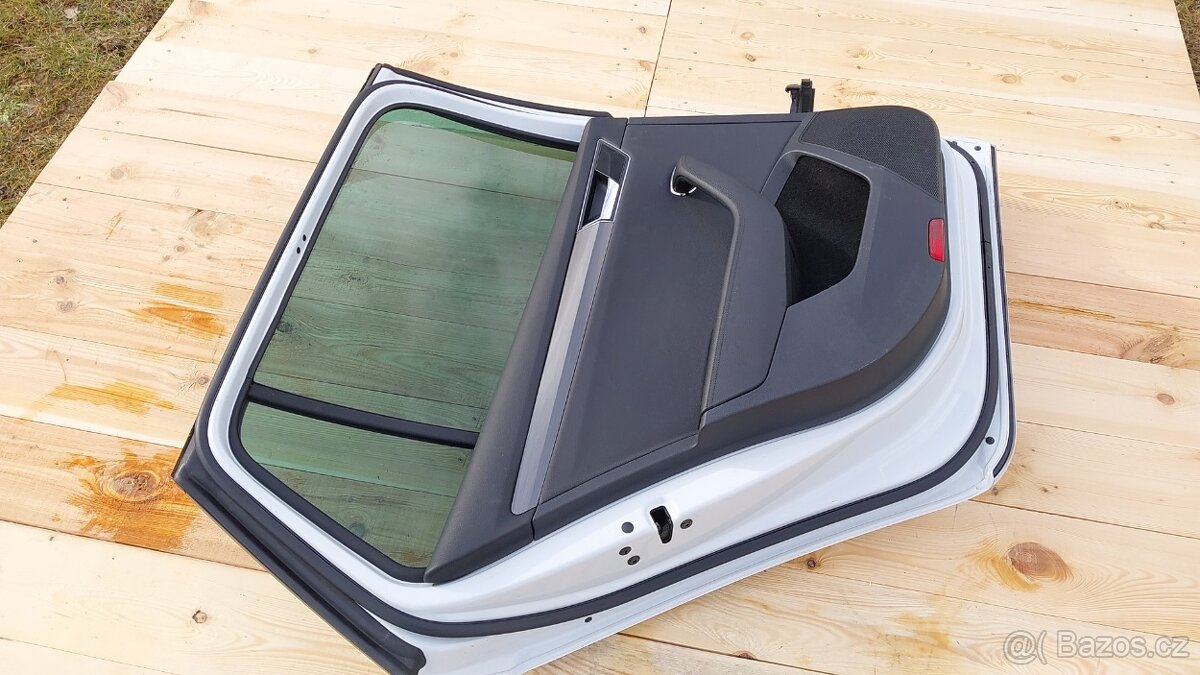 Škoda Superb III – Dveře LZ combi - 10