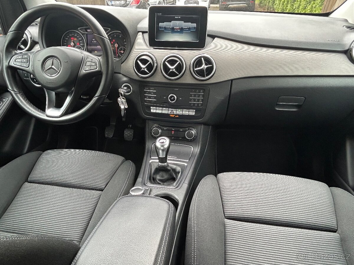 Mercedes-Benz B180 2016 90kw původ ČR, servis MB - 10