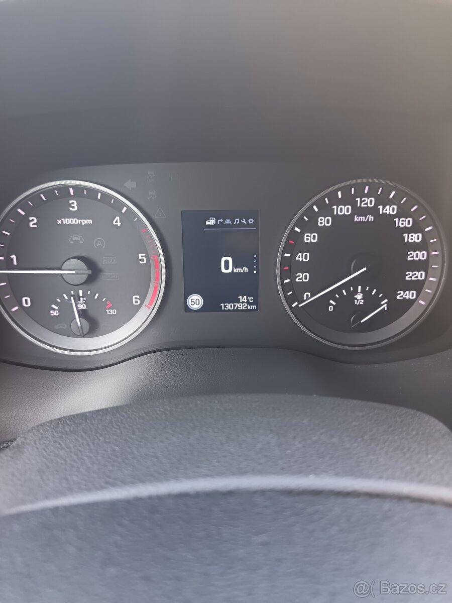 Hyundai tucson 1.7 crdi 85kw - 10